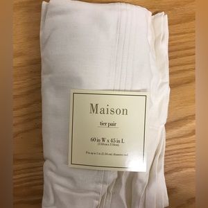 Maison | Tier Pair NWT